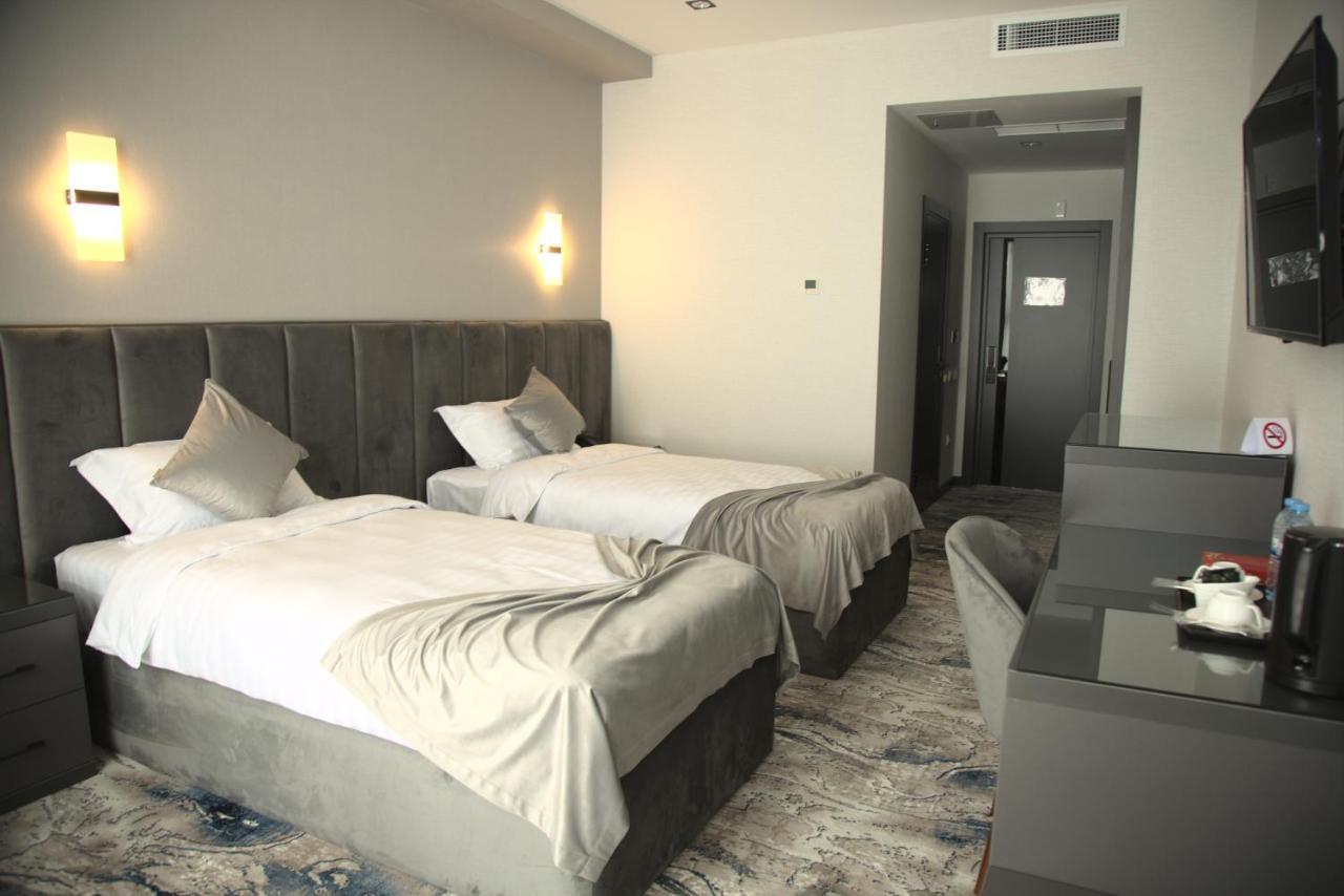 Unique Hotel Tasjkent Buitenkant foto