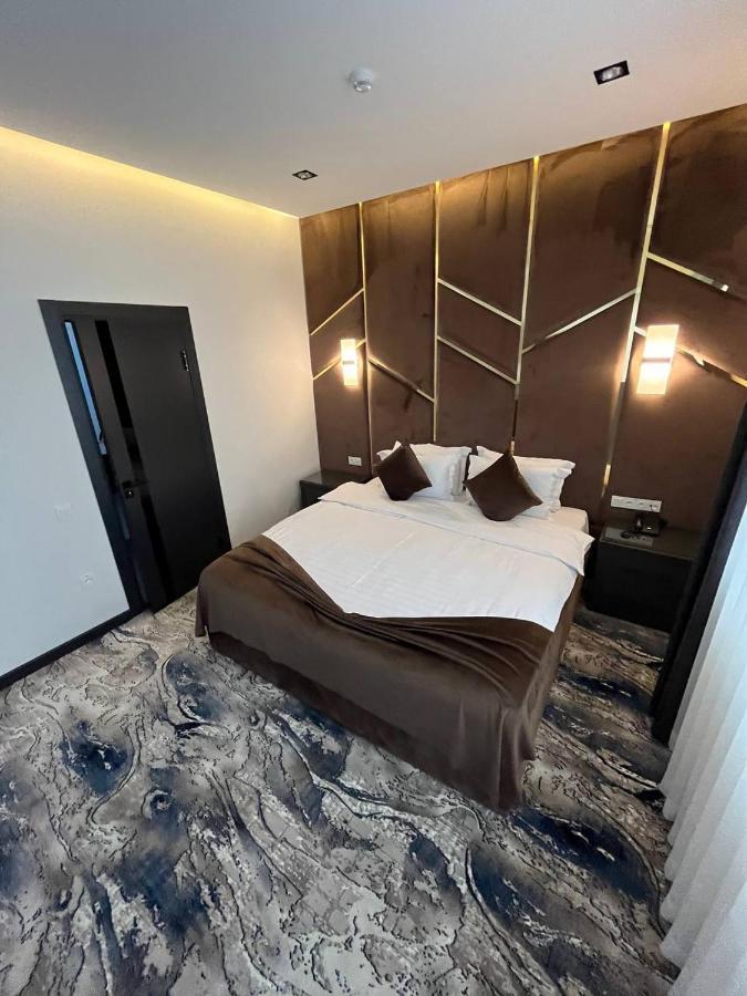 Unique Hotel Tasjkent Buitenkant foto